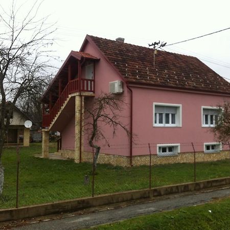 Apartman Anka Ratkovica エクステリア 写真